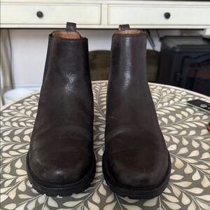 Merrell brown size 11 leather shoes